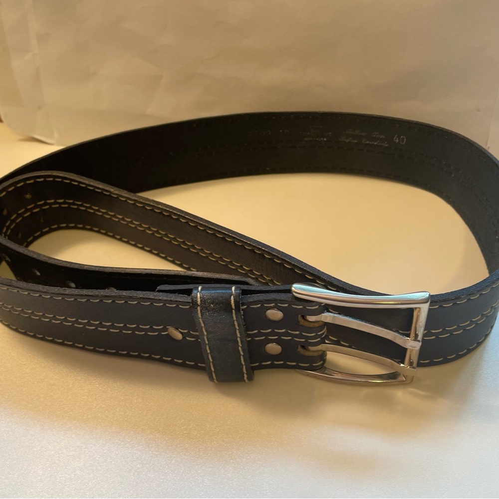 Leather Belt Navy with thick white stitching Y2K preppy Waist 40 inches - Picture 2 of 8
